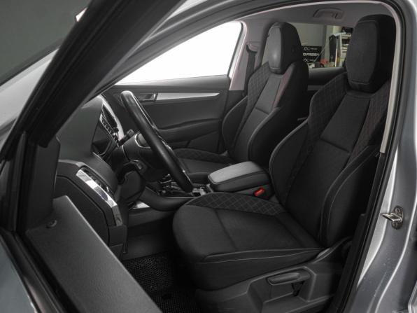 Skoda Karoq I с пробегом 2021 года, цена 2 099 000 рублей, 106187 км, внедорожник, Автокод Объявления