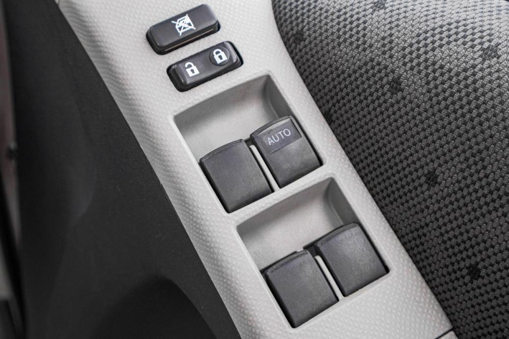 Toyota Vitz II (XP90) Барнаул  - изображение 12