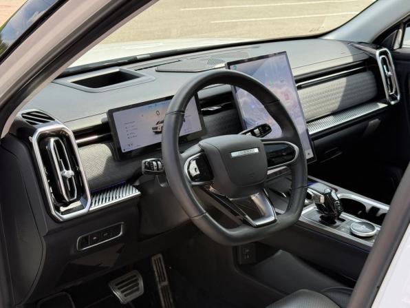 Jaecoo J7 I с пробегом 2023 года, цена 2 550 000 рублей, 27012 км, внедорожник, Автокод Объявления