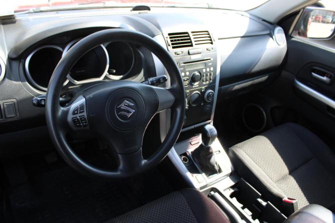 Suzuki Grand Vitara II Рестайлинг с пробегом 2010 года, цена 955 000 рублей, 196992 км, внедорожник, Автокод Объявления