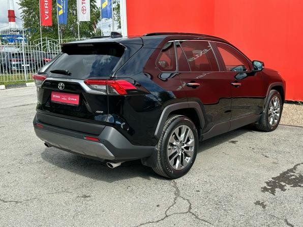Toyota RAV4 V (XA50) с пробегом 2021 года, цена 4 200 000 рублей, 51000 км, внедорожник, Автокод Объявления