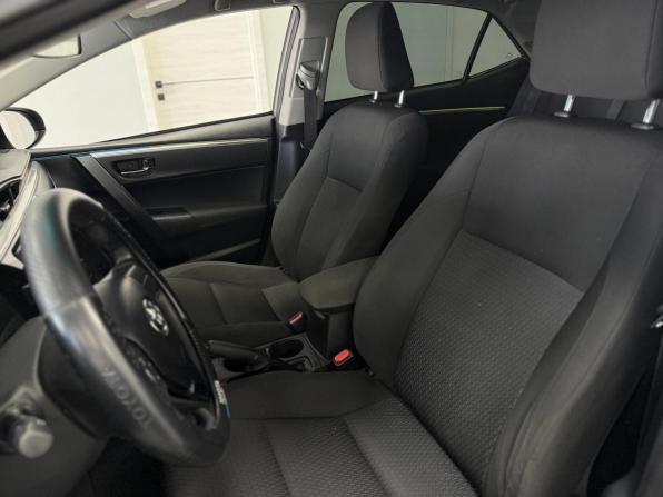 Toyota Corolla XI (E160 E170 E180) с пробегом 2014 года, цена 850 000 рублей, 236483 км, седан, Автокод Объявления