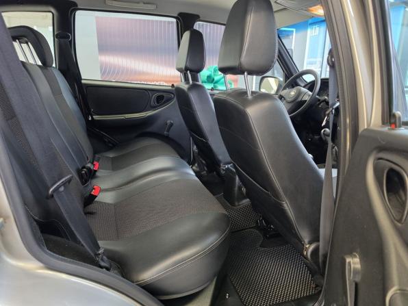 Chevrolet Niva I Рестайлинг с пробегом 2012 года, цена 519 000 рублей, 118485 км, внедорожник, Автокод Объявления