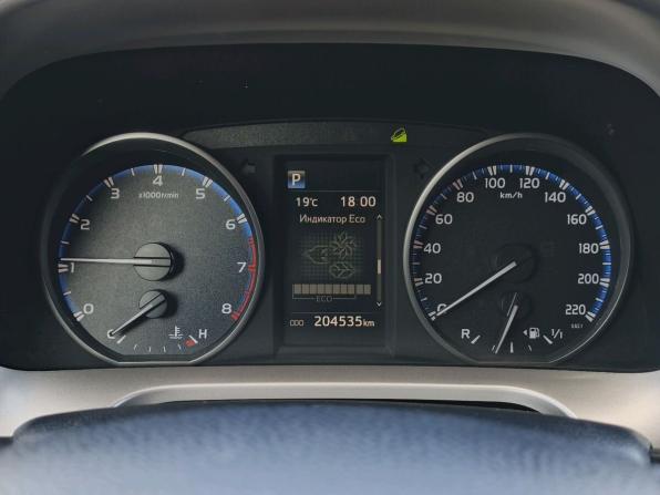 Toyota RAV4 IV (XA40) Рестайлинг с пробегом 2017 года, цена 1 940 000 рублей, 204055 км, внедорожник, Автокод Объявления
