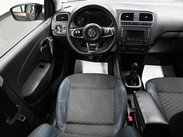 Volkswagen Polo V Рестайлинг с пробегом 2020 года, цена 1 125 000 рублей, 149288 км, седан, Автокод Объявления