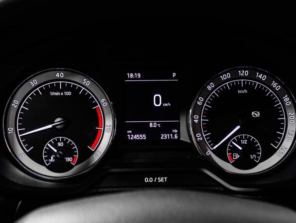 Skoda Octavia III (A7) Рестайлинг с пробегом 2017 года, цена 1 739 000 рублей, 124551 км, лифтбек, Автокод Объявления