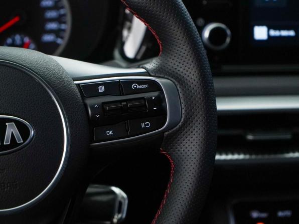 Kia K5 III с пробегом 2020 года, цена 2 457 077 рублей, 59791 км, седан, Автокод Объявления
