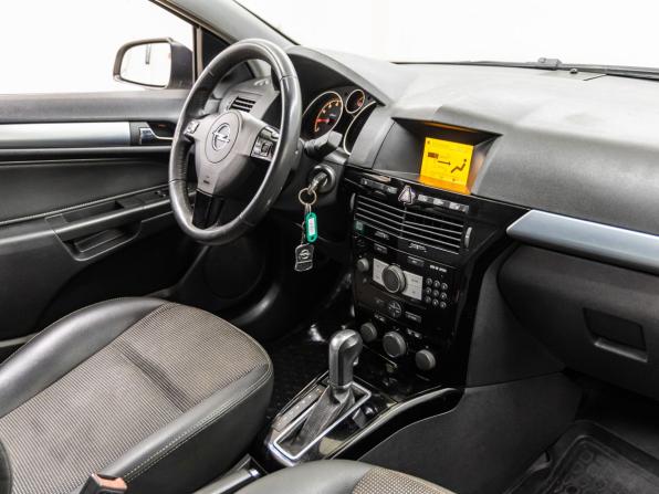 Opel Astra H Рестайлинг с пробегом 2008 года, цена 678 000 рублей, 135361 км, хэтчбек, Автокод Объявления