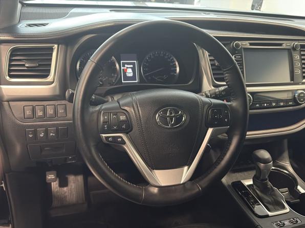Toyota Highlander III (XU50) с пробегом 2014 года, цена 3 750 000 рублей, 75000 км, внедорожник, Автокод Объявления