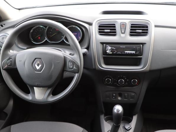 Renault Sandero II с пробегом 2017 года, цена 930 000 рублей, 58656 км, хэтчбек, Автокод Объявления
