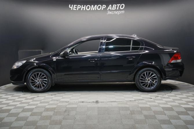 Opel Astra H Рестайлинг с пробегом 2008 года, цена 550 000 рублей, 190000 км, седан, Автокод Объявления