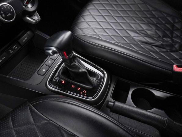 Kia Rio IV с пробегом 2018 года, цена 1 399 046 рублей, 130648 км, хэтчбек, Автокод Объявления