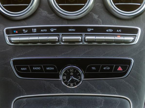 Mercedes-Benz C-Класс IV (W205) Рестайлинг с пробегом 2018 года, цена 2 898 000 рублей, 108019 км, седан, Автокод Объявления