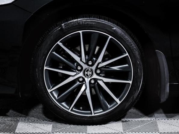 Toyota Camry VIII (XV70) Рестайлинг с пробегом 2021 года, цена 3 399 000 рублей, 75382 км, седан, Автокод Объявления