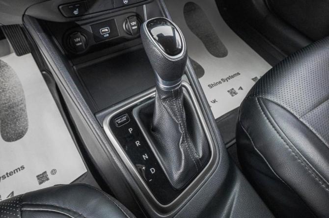 Hyundai Solaris II с пробегом 2020 года, цена 1 459 000 рублей, 78000 км, седан, Автокод Объявления