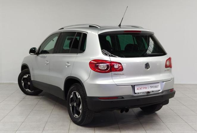 Volkswagen Tiguan I с пробегом 2010 года, цена 1 100 000 рублей, 136792 км, внедорожник, Автокод Объявления