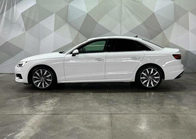 Audi A4 V (B9) Рестайлинг с пробегом 2022 года, цена 3 100 000 рублей, 48000 км, седан, Автокод Объявления