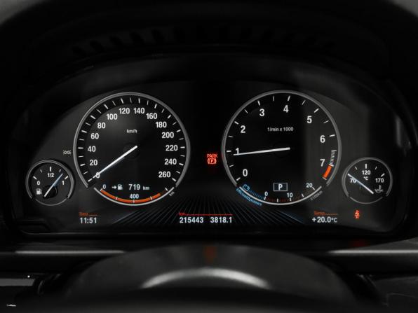 BMW 5 серии VI (F10/F11/F07) Рестайлинг с пробегом 2015 года, цена 1 995 000 рублей, 215442 км, седан, Автокод Объявления