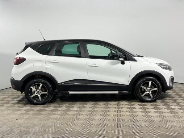 Renault Kaptur I с пробегом 2017 года, цена 1 215 000 рублей, 203929 км, внедорожник, Автокод Объявления