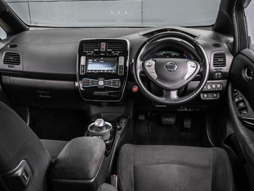 Nissan Leaf I (ZE0/AZE0) Новороссийск  - изображение 6