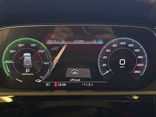 Audi e-tron I с пробегом 2020 года, цена 4 450 000 рублей, 55000 км, внедорожник, Автокод Объявления