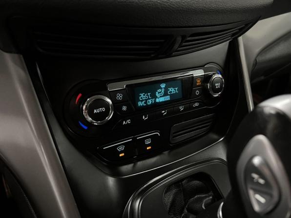 Ford Kuga II с пробегом 2016 года, цена 1 595 000 рублей, 148211 км, внедорожник, Автокод Объявления
