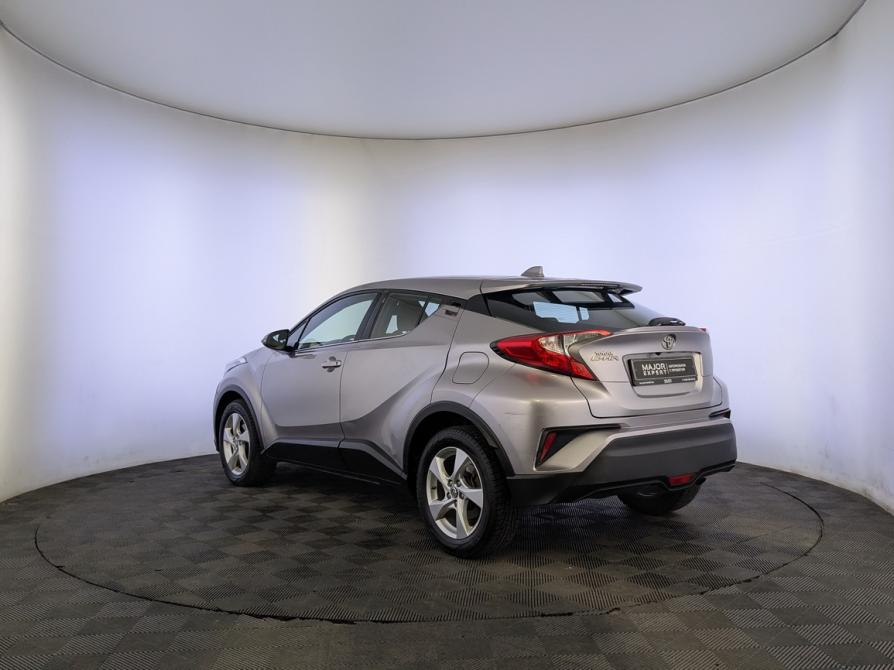 Toyota C-HR I Москва  - изображение 7