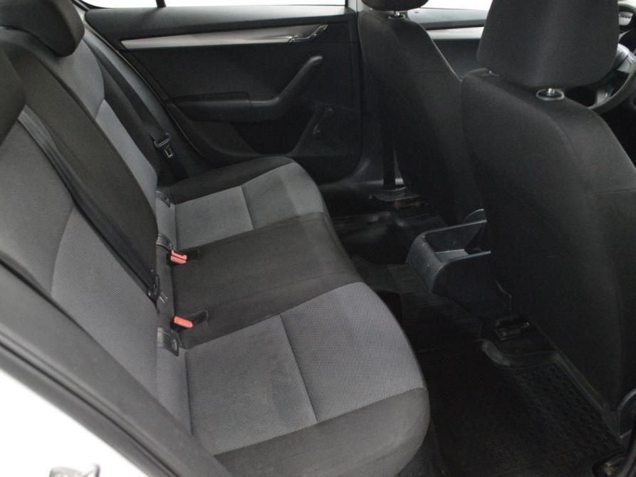 Skoda Octavia III (A7) Санкт-Петербург  - изображение 13