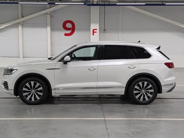 Volkswagen Touareg III с пробегом 2020 года, цена 5 480 000 рублей, 107027 км, внедорожник, Автокод Объявления