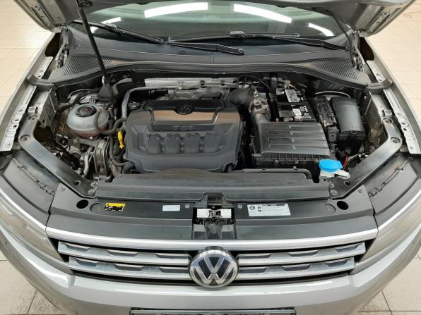 Volkswagen Tiguan II с пробегом 2018 года, цена 2 399 000 рублей, 192718 км, внедорожник, Автокод Объявления