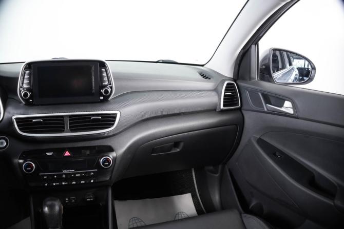 Hyundai Tucson III Рестайлинг с пробегом 2021 года, цена 2 169 000 рублей, 130000 км, внедорожник, Автокод Объявления