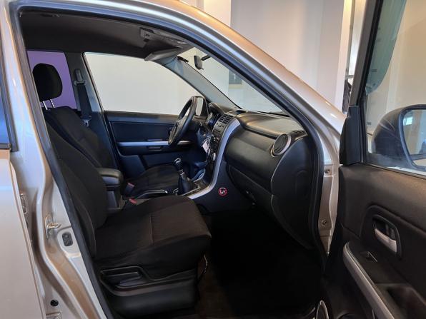 Suzuki Grand Vitara II с пробегом 2005 года, цена 680 000 рублей, 264781 км, внедорожник, Автокод Объявления
