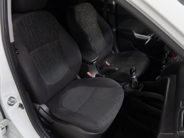 Kia Rio III с пробегом 2013 года, цена 670 000 рублей, 210352 км, хэтчбек, Автокод Объявления