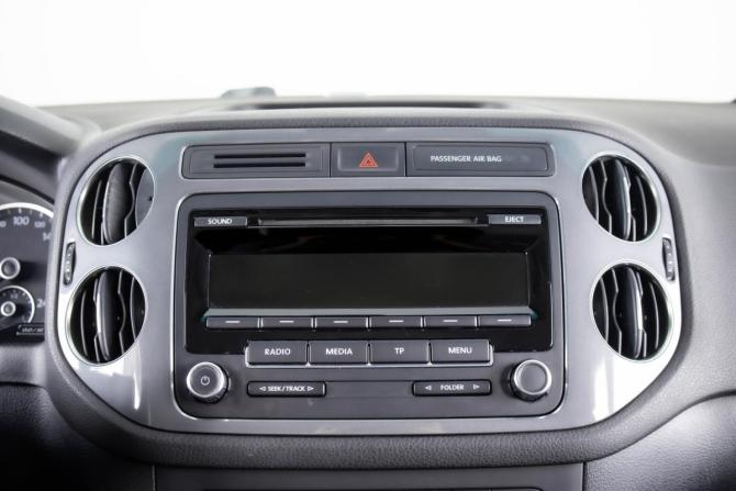 Volkswagen Tiguan I Рестайлинг с пробегом 2015 года, цена 1 749 000 рублей, 134265 км, внедорожник, Автокод Объявления