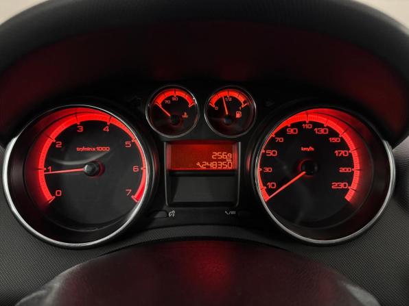 Peugeot 408 I с пробегом 2013 года, цена 559 000 рублей, 248000 км, седан, Автокод Объявления