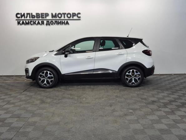 Renault Kaptur I с пробегом 2017 года, цена 1 465 000 рублей, 135750 км, внедорожник, Автокод Объявления