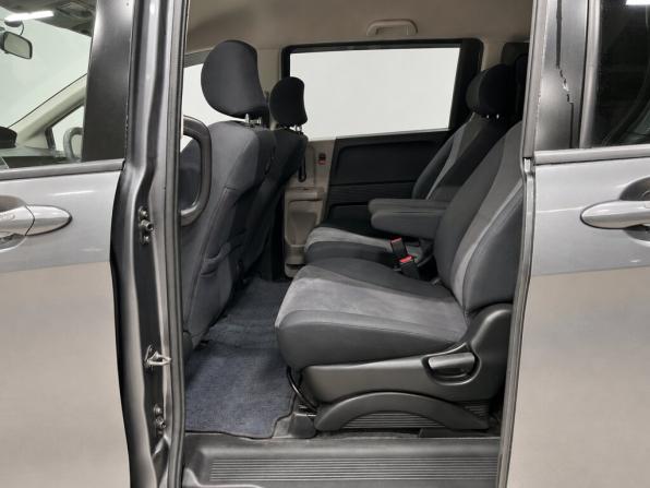 Honda Freed I с пробегом 2009 года, цена 1 000 000 рублей, 109000 км, компактвэн, Автокод Объявления