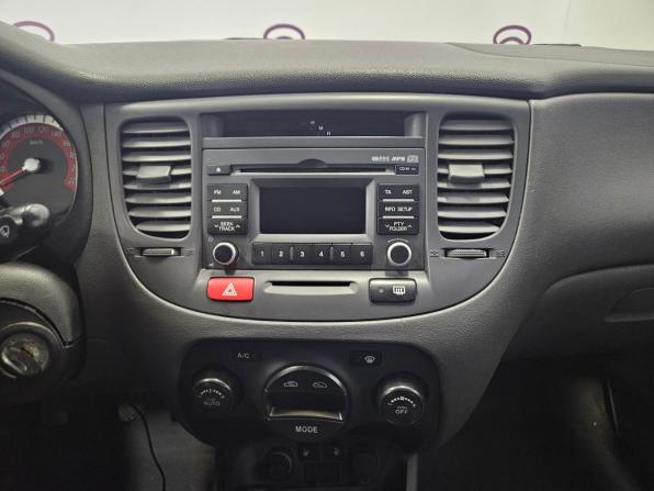 Kia Rio II Рестайлинг с пробегом 2009 года, цена 397 000 рублей, 265458 км, седан, Автокод Объявления