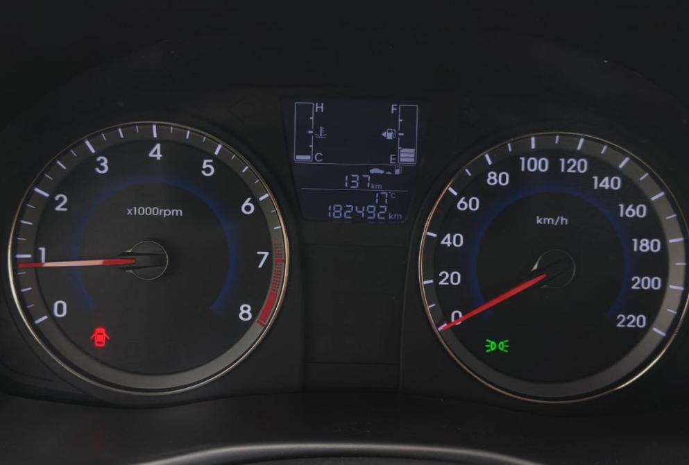 Hyundai Solaris I Рестайлинг Сыктывкар  - изображение 13
