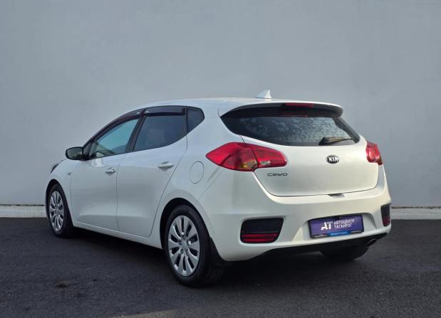 Kia Ceed II Рестайлинг с пробегом 2017 года, цена 1 440 000 рублей, 116500 км, хэтчбек, Автокод Объявления