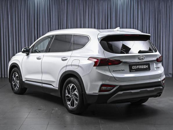 Hyundai Santa Fe IV с пробегом 2018 года, цена 2 388 000 рублей, 227344 км, внедорожник, Автокод Объявления