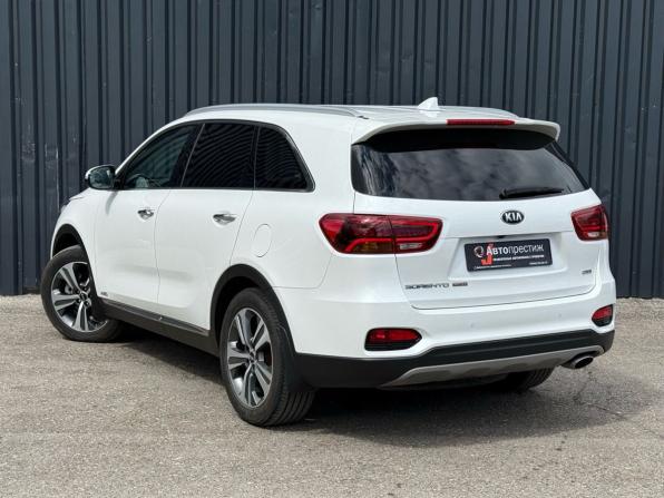 Kia Sorento III Prime Рестайлинг с пробегом 2018 года, цена 2 860 000 рублей, 96000 км, внедорожник, Автокод Объявления