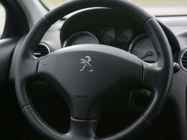Peugeot 408 I с пробегом 2013 года, цена 511 000 рублей, 222000 км, седан, Автокод Объявления