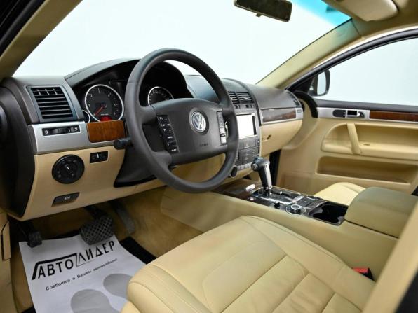 Volkswagen Touareg I Рестайлинг с пробегом 2010 года, цена 919 000 рублей, 166058 км, внедорожник, Автокод Объявления