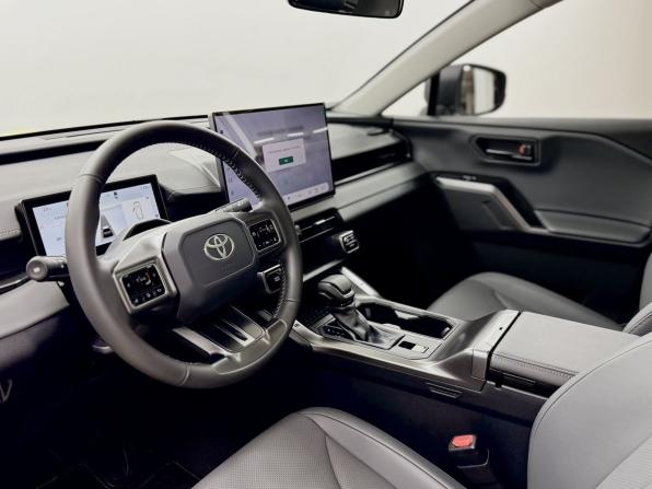 Toyota RAV4 VI (XA60) с пробегом 2026 года, цена 4 400 000 рублей, 20 км, внедорожник, Автокод Объявления