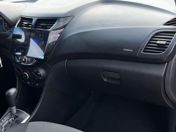 Hyundai Solaris I с пробегом 2013 года, цена 699 000 рублей, 185150 км, седан, Автокод Объявления