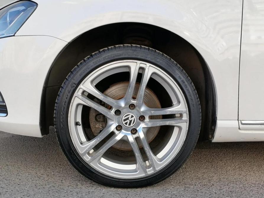 Volkswagen Passat B7 Санкт-Петербург  - изображение 17