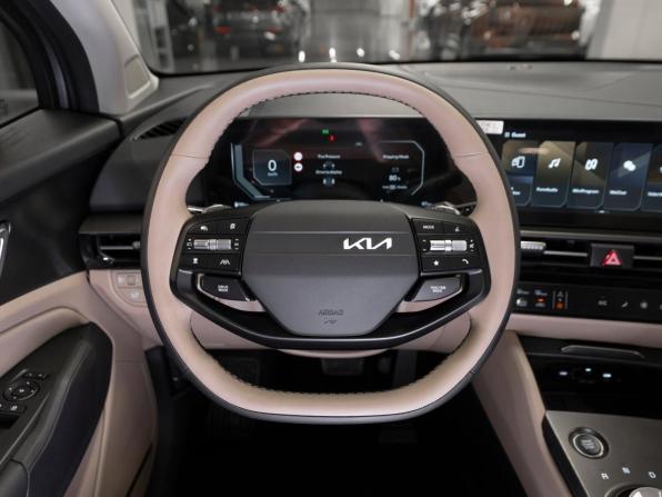 Kia Sportage V Рестайлинг с пробегом 2026 года, цена 4 200 000 рублей, 50 км, внедорожник, Автокод Объявления