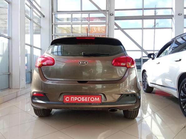 Kia Ceed II с пробегом 2014 года, цена 729 000 рублей, 240000 км, хэтчбек, Автокод Объявления