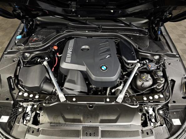 BMW 5 серии VIII (G60/G61/G68) с пробегом 2024 года, цена 7 100 000 рублей, 59776 км, седан, Автокод Объявления